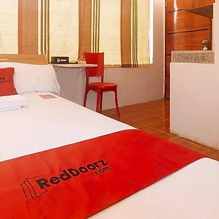 Reddoorz At Prince Hotel Near Naia T1